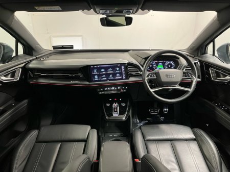 2023 Audi Q4 e-tron S-Line 35 55kWh 170BHP - Reversing Camera - Sat Nav - Climate Control - Heated Seats - Keyless Start - Apple CarPlay/Android Auto