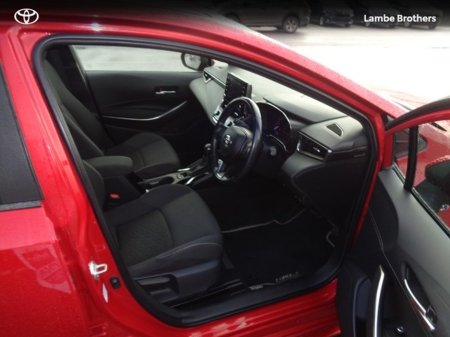 2020 Toyota Corolla COROLLA HYBRID LUNA T/S €22,500 thumbnail