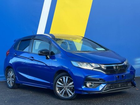 2018 Honda Fit SENSING 1.5 HYBRID // DIAMOND CUT ALLOYS // REVERSE CAMERA // ADAPTIVE CRUISE CONTROL €13,900