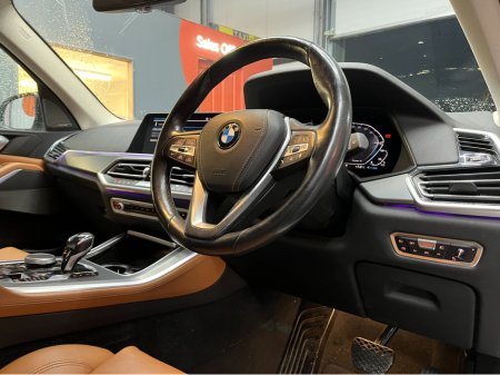 2021 BMW X5 €49950! 2021 BMW X5 xDRIVE45E 3.0 AUTOMATIC / CRUISE CONTROL / 360° PARKING CAMERA / ELECTRIC MEMORY & HEATED SEATS / PANORAMIC SUNROOF / AMBIENT LIGHTS €49,950 thumbnail