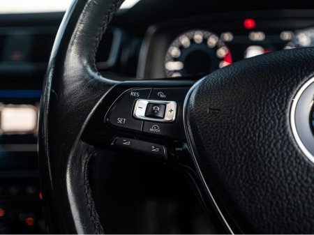 2017 Volkswagen Golf 172 Golf 1.0tsi HIGHLINE/FSH/High spec/1yr warrant €16,888 thumbnail