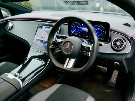 2024 Mercedes-Benz EQE EQE 300 AMG Line Exterior €57,950 thumbnail