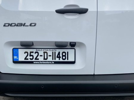 2025 Fiat Doblo SWB 1 5 100HP 650KG 4DR €21,495 thumbnail