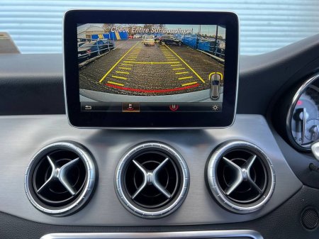 2015 Mercedes-Benz CLA Class CLA180 SHOOTING BRAKE AMG-LINE 1.6 AUTO // PANORAMIC SUNROOF // FULL SERVICE HISTORY // €18,950 thumbnail