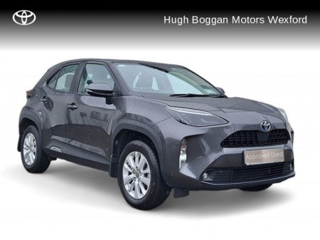 2025 Toyota Yaris Cross LUNA HYBRID! €29,995