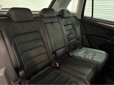 2018 Volkswagen Tiguan (182) TIGUAN 2.0TDI HIGHLINE DSG 4 MOTION VW/AUDI SPECIALISTS WWW.DENISDARCYCARS.IE €26,950 thumbnail