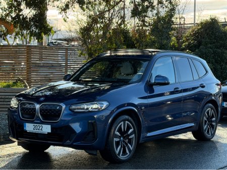 2022 BMW iX3 M SPORT. Pan roof. X Line