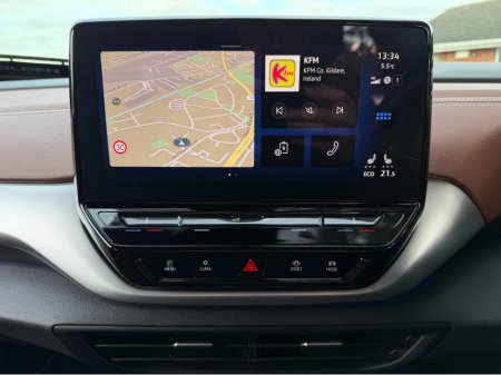 2022 Volkswagen ID.4 PRO 128 KW LIFE DX 77KWH 174BHP €22,750 thumbnail