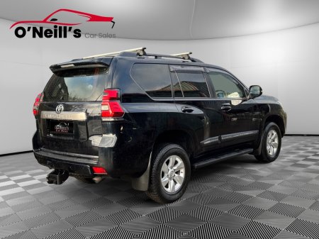 2023 Toyota Landcruiser *NO VAT* LAND CRUISER LWB COMMERCIAL AUTO 4DR €51,999 thumbnail