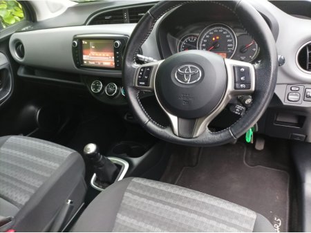 2016 Toyota Yaris 1.0 LUNA 4DR €9,995