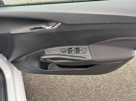 2026 Skoda Fabia SELECTION SPEC 1L 80 HP - BLACK COLOUR CONCEPT pack & UPGRADED ALLOYS €27,995 thumbnail