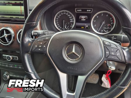 2014 Mercedes-Benz 180 *TOP SPEC MODEL* thumbnail