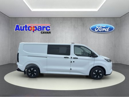 2025 Ford Transit Custom Custom Crew Cab 2.5 PHEV 232PS