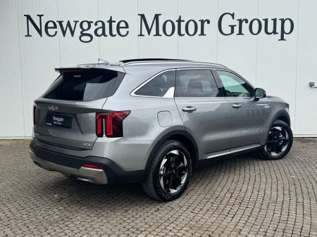 2024 Kia Sorento KIA SORENTO SEM PHEV €55,950 thumbnail
