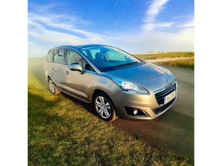 2016 Peugeot 5008 1.6 Blue Hdi 120 Active €8,995
