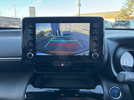 2024 Toyota Yaris Cross LUNA 4DR AUTO €29,495 thumbnail