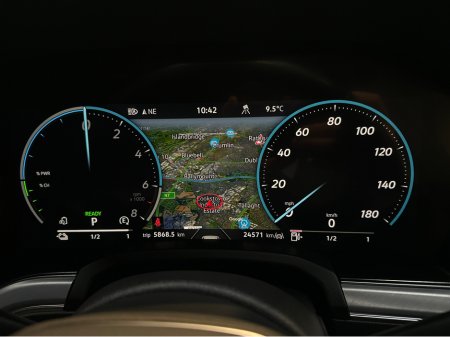 2024 Volkswagen Touareg 3.0 V6 TSIe  ELEGANCE 381PS €72,950 thumbnail