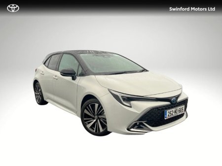 2025 Toyota Corolla COROLLA H/B LUNA SPORT €37,500