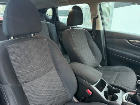 2014 Nissan Qashqai 1.5 DCI ACENTA 5DR €6,950 thumbnail