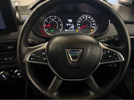 2023 Dacia Jogger COMFORT TCE 110 5DR 7 seater €16,999 thumbnail