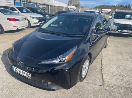 2022 Toyota Prius (Low Km's) HYBRID 1.8 AUTOMATIC 5DR MODEL  www.bolandscarcentre.ie €22,900