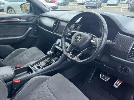 2024 Skoda Kodiaq 2.0 TDI 150HP DSG SportLine 7 Seat €53,750 thumbnail