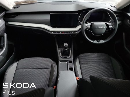 2025 Skoda Octavia Selection 2.0Tdi 115Bhp €33,950