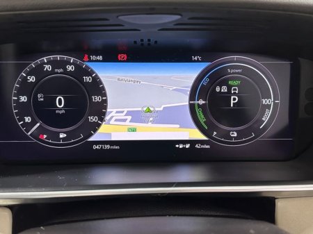 2020 Land Rover Range Rover Vogue P400e 202 €57,800 thumbnail