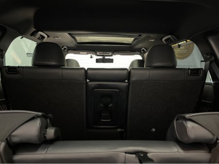 2023 Mitsubishi Outlander (New Model) HYBRID 2.4 PHEV 7 SEATER AUTOMATIC TOP SPEC MODEL www.bolandscarcentre.ie €39,900 thumbnail