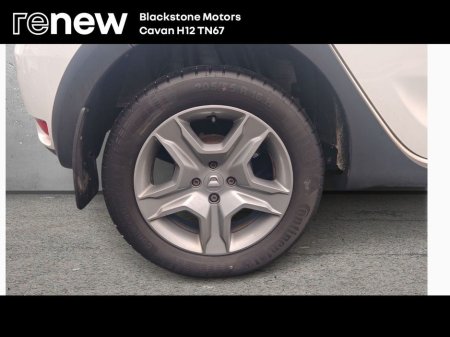 2021 Dacia Sandero Stepway Blue dCi 95 STEPWAY Alternative €13,950 thumbnail