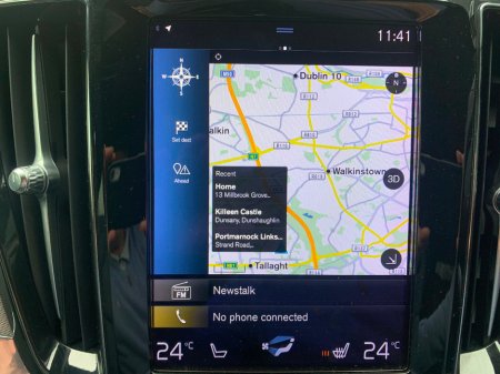 2021 Volvo V60 2.0 B4 197 BHP DSL R-DESIGN AUTO // ONE OWNER // FULL SERVICE HISTORY // STUNNING CONDITION 02/27 NCT // €270 ROAD TAX // €30,950 thumbnail