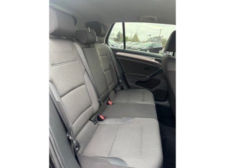 2014 Volkswagen Golf 1.6 TDI SE BLUEMOTION 105PS 5DR €8,250 thumbnail