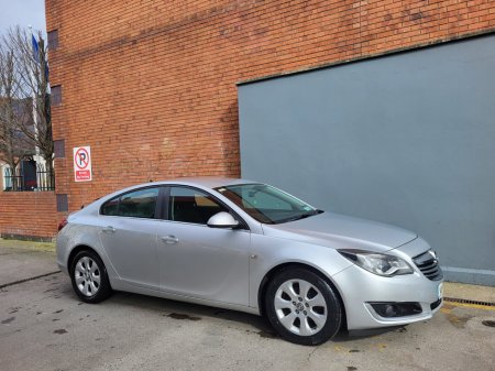 2014 Opel Insignia 2.0CDTI 140PS SC €3,450