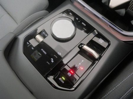 2025 BMW X3 30e xDrive xLine €69,900 thumbnail