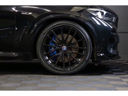 2022 BMW X5 xDrive45e M Sport €62,950 thumbnail