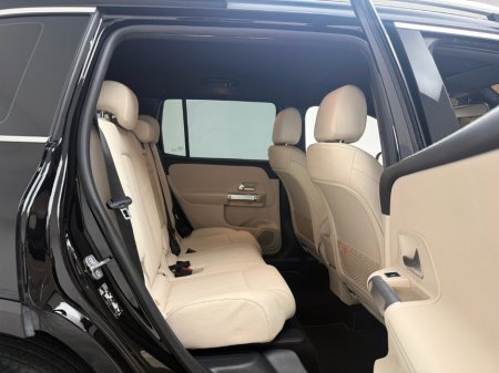 2023 Mercedes-Benz GLB GLB 200 €39,990 thumbnail