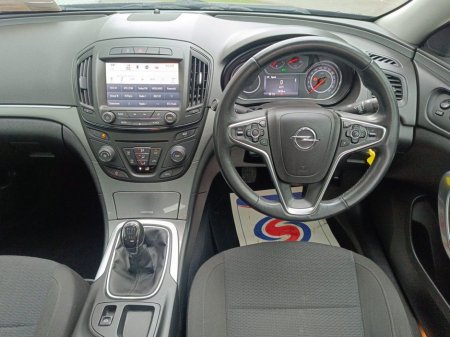 2016 Opel Insignia 1.6CDTI 136PS SC €9,995