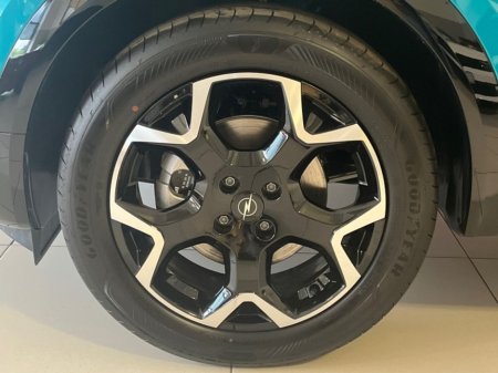 2026 Opel Mokka GS Hybrid with 2.9% Finance Available & €1,500 Trade Up Booster. €40,200