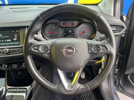 2022 Opel Crossland SPORT 1.2 // PARKING SENSORS // 16