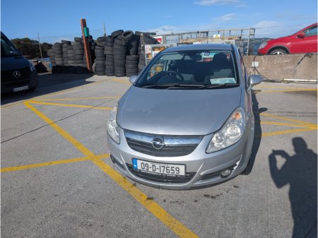 2009 Opel Corsa 1.2i 16v DESIGN 3DR €2,995