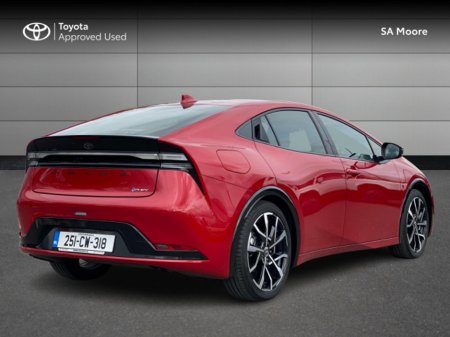 2025 Toyota Prius TOP SPEC - PLUG-IN HYBRID €43,995