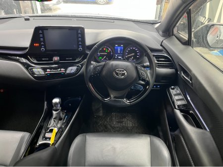 2022 Toyota C-HR €26950 2022 TOYOTA C-HR 1.8L HYBRID / 72K KMS / CRUISE CONTROL, HEATED SEATS, REVERSE CAMERA & MORE €26,950 thumbnail