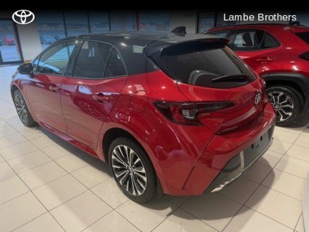 2025 Toyota Corolla COROLLA HB LUNA SPORT €35,950