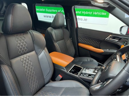 2023 Mitsubishi Outlander (New Model) HYBRID 2.4 PHEV 7 SEATER AUTOMATIC TOP SPEC MODEL www.bolandscarcentre.ie €39,900 thumbnail