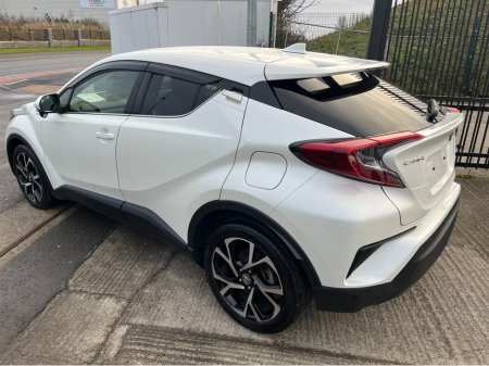 2019 Toyota C-HR 1.8 HYBRID AUTO LOW KM HIGH SPEC €18,950