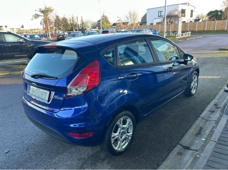 2015 Ford Fiesta MCA ZETEC 1.25 60PS M5 5DR 4DR €10,950 thumbnail