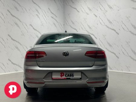 2018 Volkswagen Passat Highline 1.6TDI 120HP 4DR - Straight Sale Discount €19,950 thumbnail