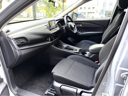 2024 Nissan Qashqai 1.5 EPOWER SV 5DR AUTO €30,950 thumbnail