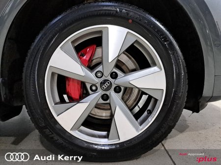 2024 Audi Q5 50TFSI E QUATTRO S-LINE AUTOMATIC €56,900 thumbnail
