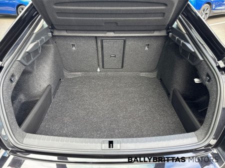 2025 Skoda Octavia Selection 2.0TDI 115HP €32,850 thumbnail